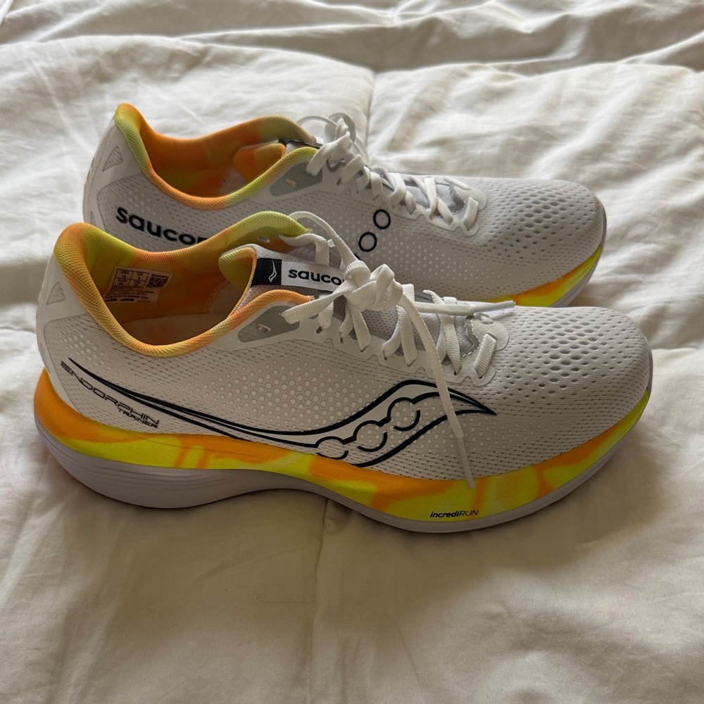 Saucony Endorphin Trainers Size 10 Mens